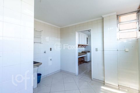 Image 9 - 747289