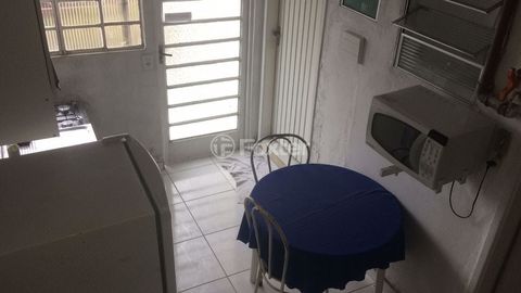 Image 8 - 747338