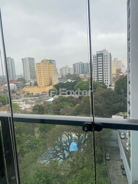 Image 11 - 747554