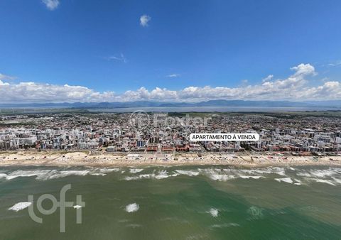Image 12 - 748066