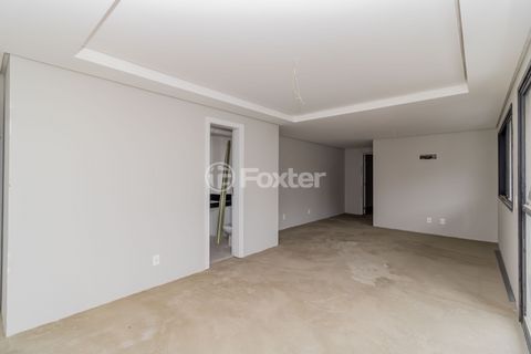 Image 1 - 748730