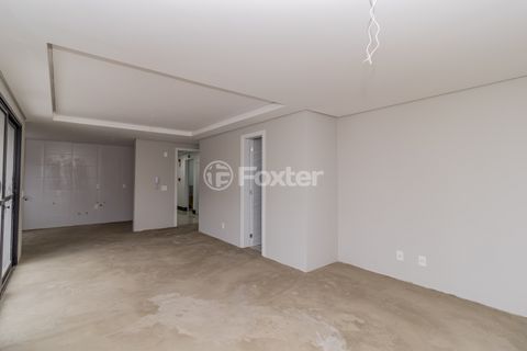 Image 3 - 748730