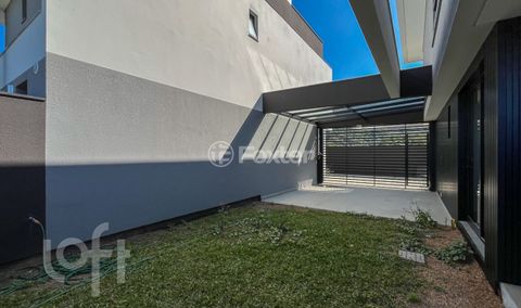Image 12 - 749178