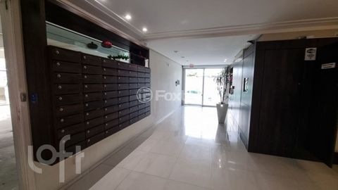 Image 1 - 749220