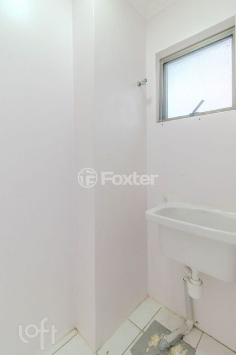 Image 7 - 749540