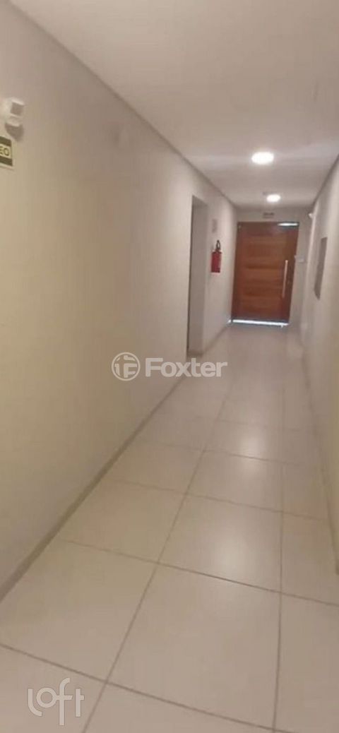 Image 4 - 749635