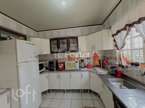Image 7 - 750648