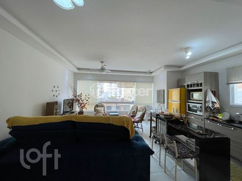 Image 10 - 751566