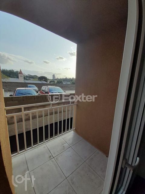 Image 7 - 751735