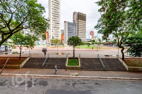 Image 6 - 751832
