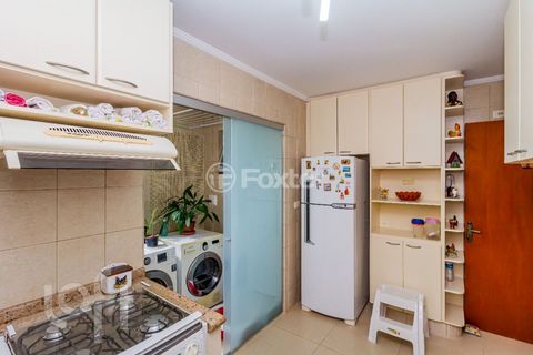 Image 4 - 752742