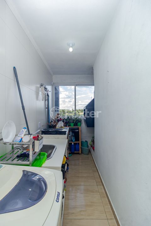 Image 9 - 753365