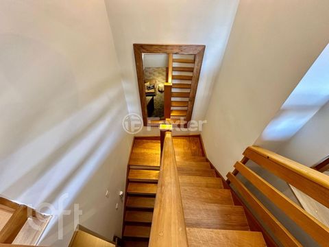 Image 13 - 753820