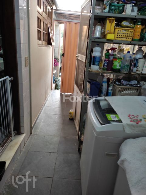 Image 9 - 753897