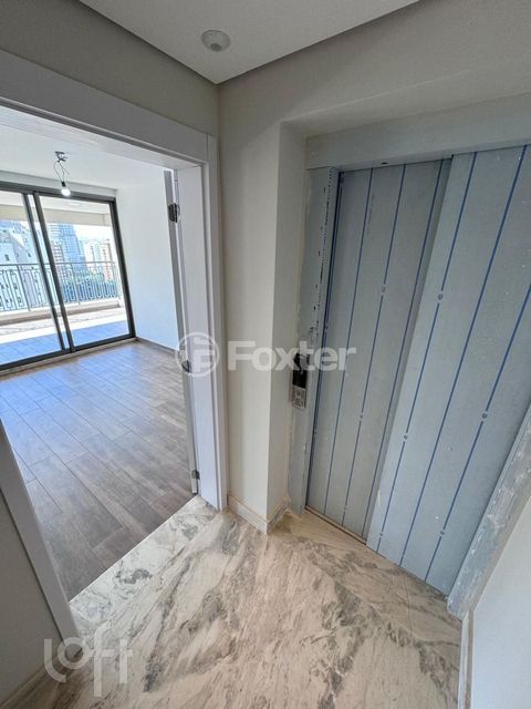 Image 8 - 754184