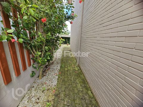 Image 8 - 754935