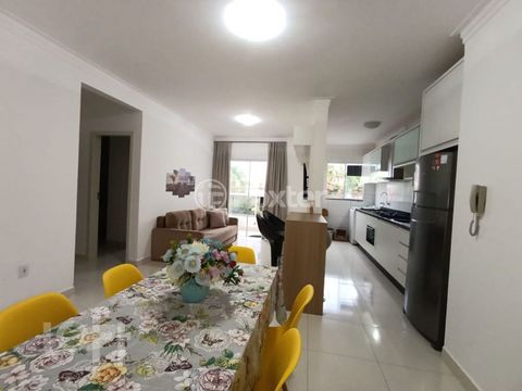 Image 10 - 755496