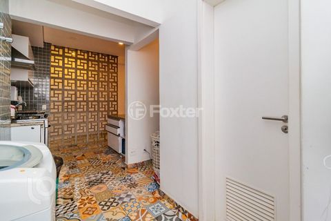 Image 19 - 755835