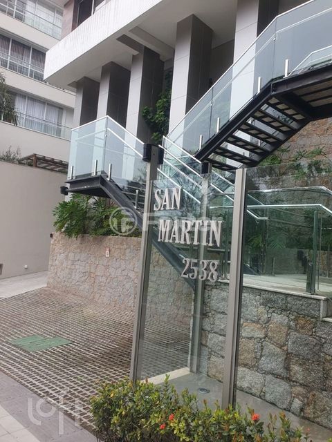 Image 2 - 755873