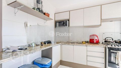 Image 19 - 756912