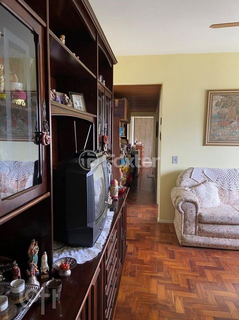 Image 6 - 757595