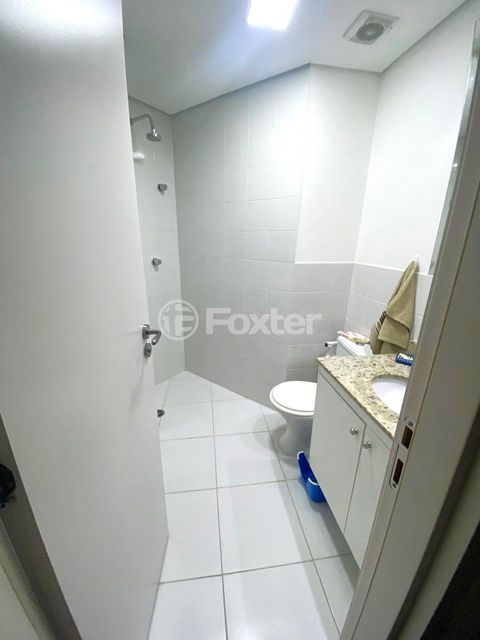 Image 7 - 757781