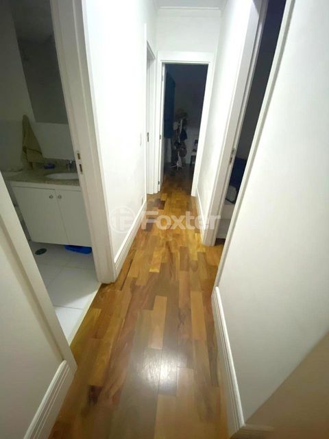 Image 3 - 757781
