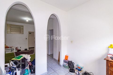 Image 3 - 758007