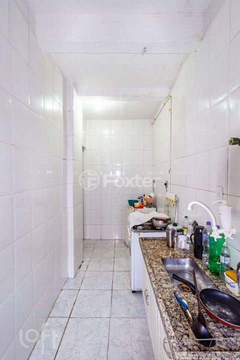 Image 7 - 758007