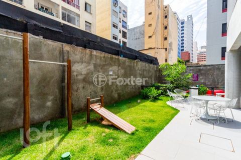 Image 11 - 758252
