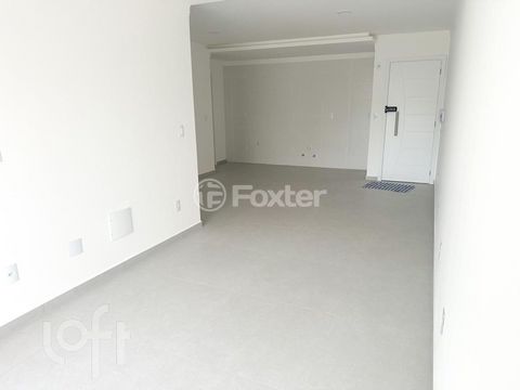Image 4 - 758270