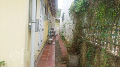 Image 12 - 758314