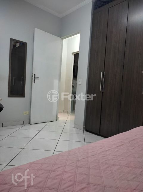 Image 8 - 758532