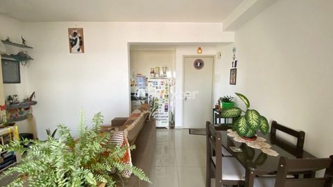 Image 4 - 799667