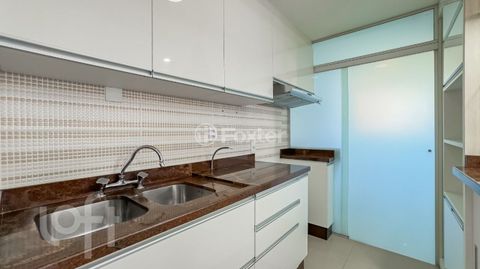 Image 14 - 804834