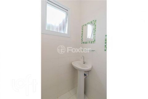 Image 3 - 806224