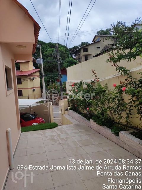 Image 13 - 806248
