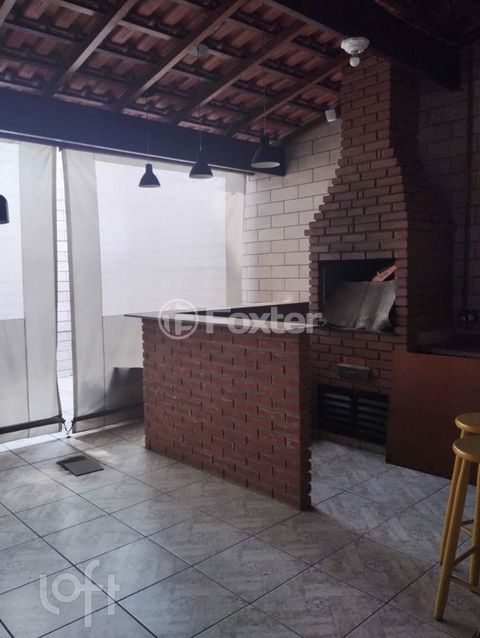 Image 9 - 806377