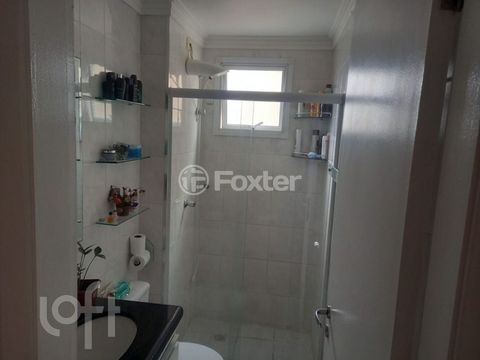 Image 7 - 806410
