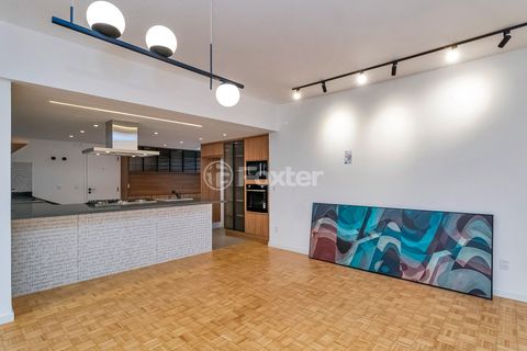 Image 1 - 806522