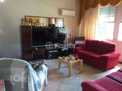 Image 3 - 806550