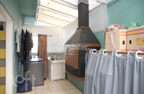 Image 6 - 806668