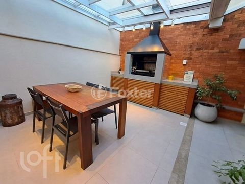 Image 7 - 806793