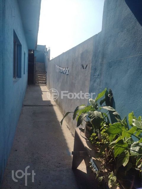 Image 3 - 806812