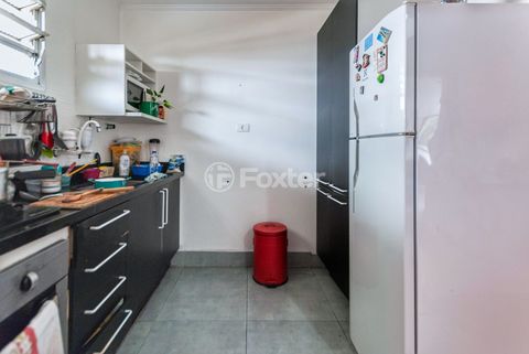 Image 9 - 807280
