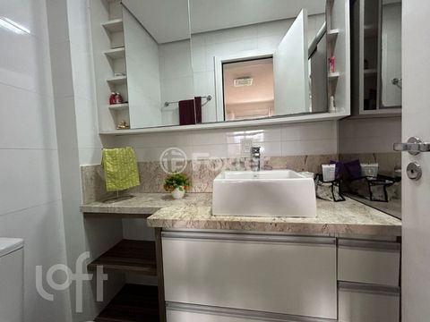 Image 7 - 807476