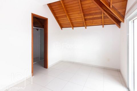 Image 10 - 807664