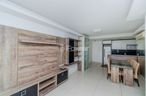 Image 3 - 807684
