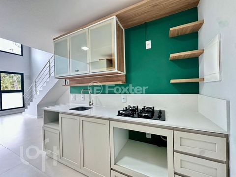 Image 5 - 807686
