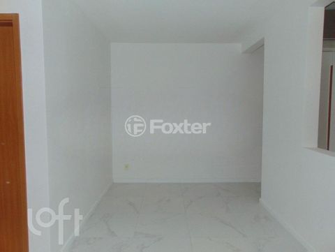 Image 10 - 807687
